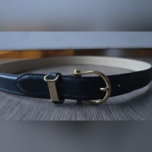Chelsea & Campbell Genuine Italian Leather Belt  Black Gold Horseshoe Buckle